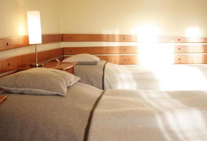 پانسیون The Zen Hostel   Posticum
