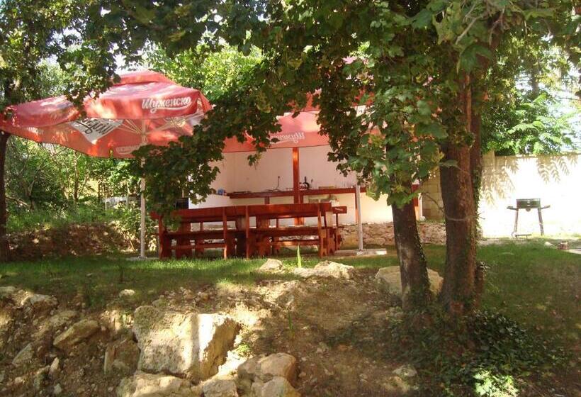 پانسیون Villa Mari Guest Rooms