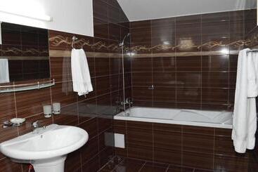 Pensiunea Beverly Hills