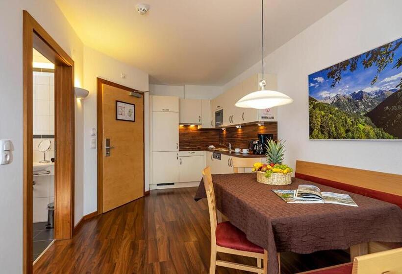 Apart Hotel Aurora Fiss