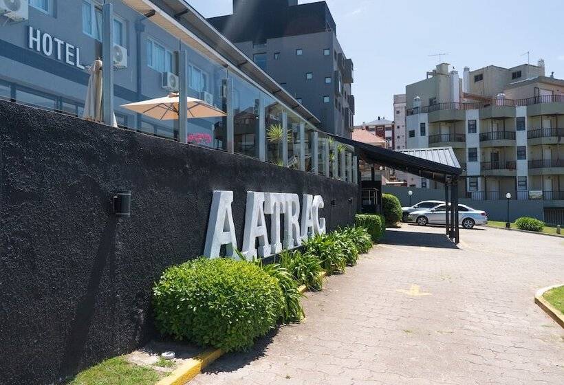 هتل Aatrac