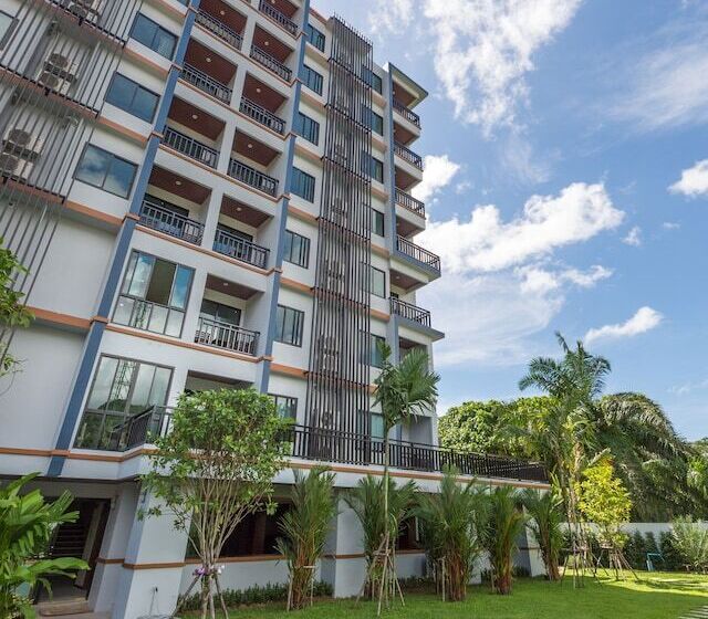هتل Andaman Breeze Resort   Sha Plus