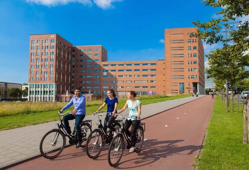 هتل Citadines Sloterdijk Station Amsterdam