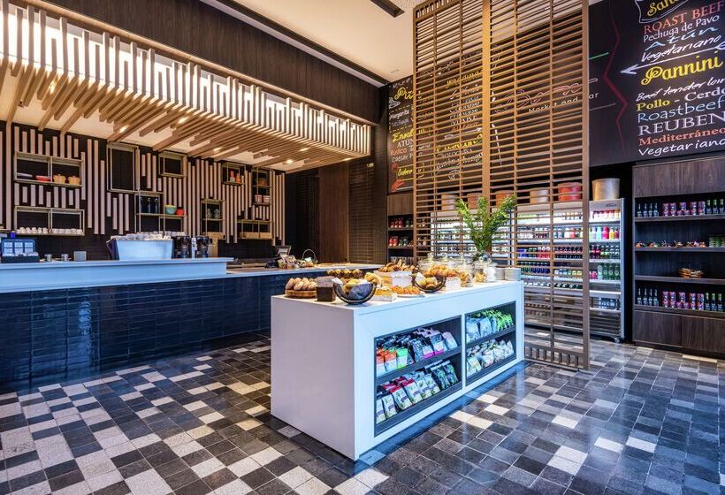 هتل Hilton Bogota Corferias