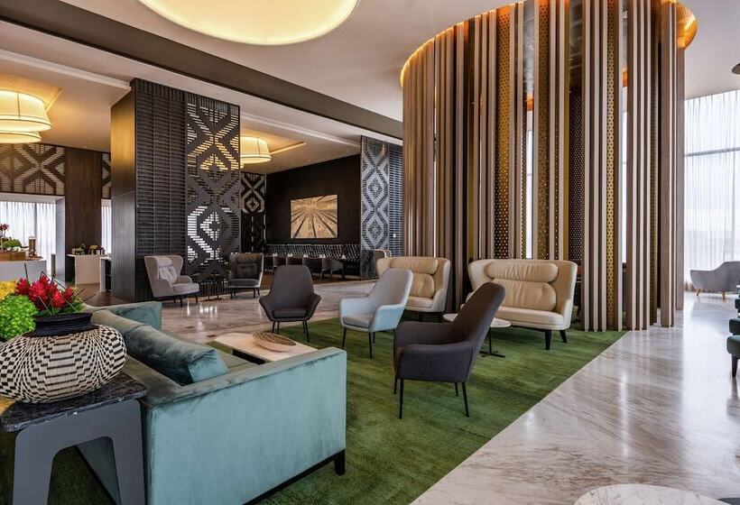 هتل Hilton Bogota Corferias