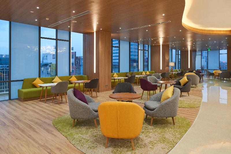 هتل Holiday Inn & Suites Saigon Airport, An Ihg