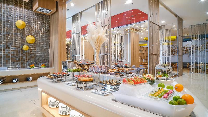 هتل Holiday Inn & Suites Saigon Airport, An Ihg