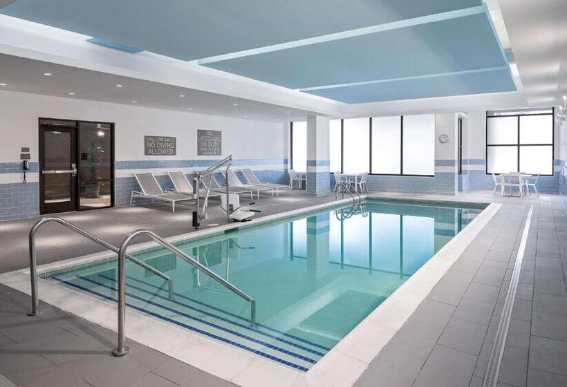 هتل Hyatt Place Mount Pleasant Towne Centre