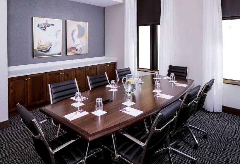 هتل Hyatt Place Mount Pleasant Towne Centre