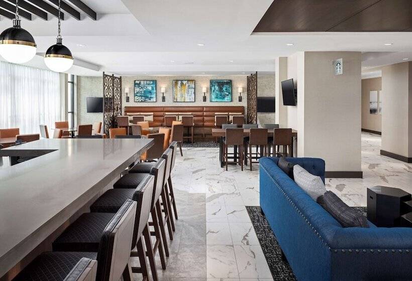 هتل Hyatt Place Mount Pleasant Towne Centre