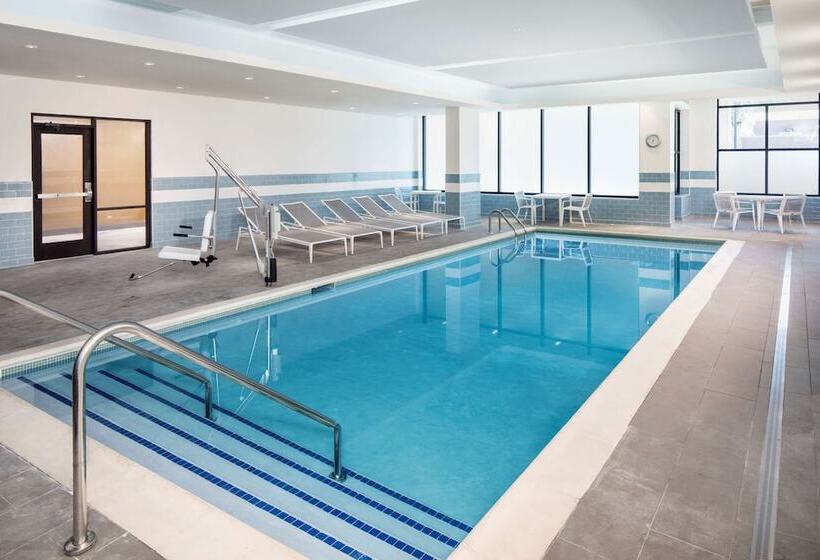 هتل Hyatt Place Mount Pleasant Towne Centre