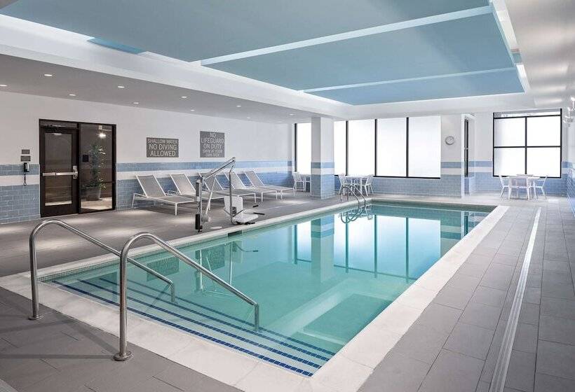 هتل Hyatt Place Mount Pleasant Towne Centre