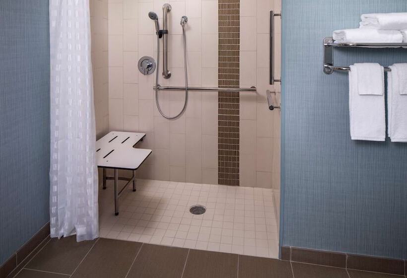 هتل Hyatt Place Mount Pleasant Towne Centre