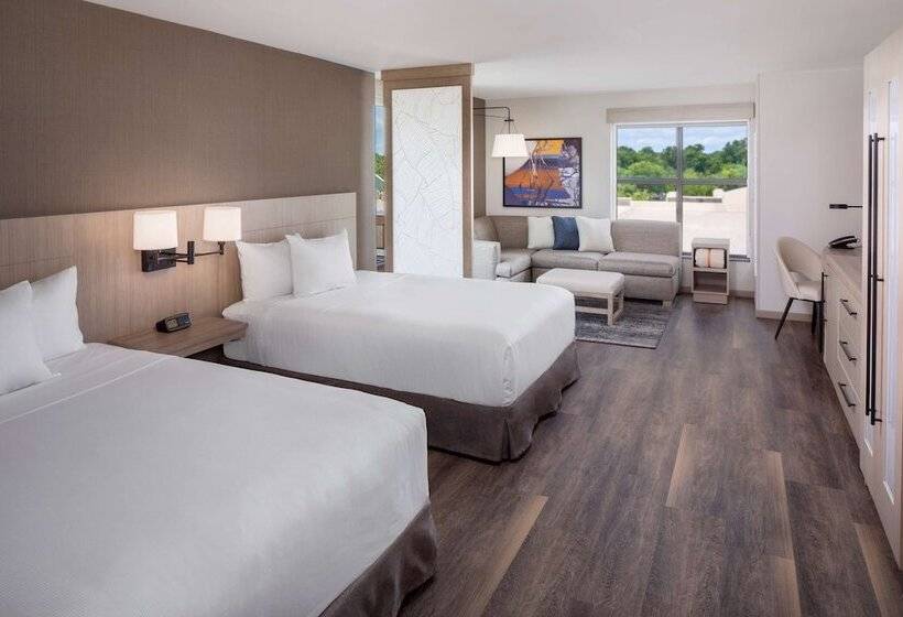 هتل Hyatt Place Mount Pleasant Towne Centre