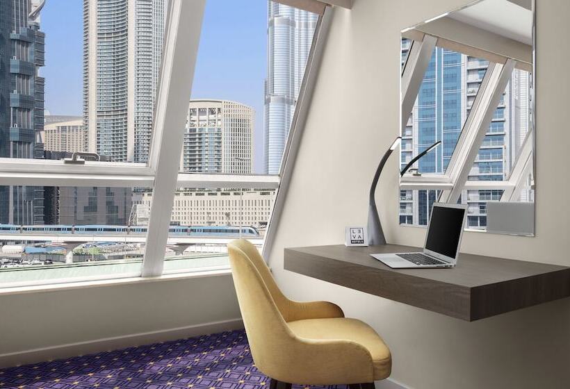 Leva Hotel And Suites, Opposite Downtown
