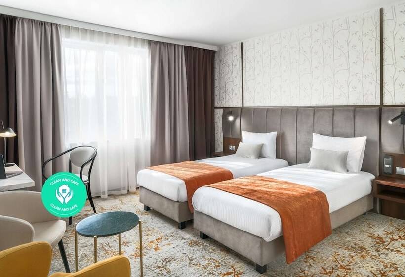 Fotos del hotel Metropolo By Golden Tulip Krakow:  48