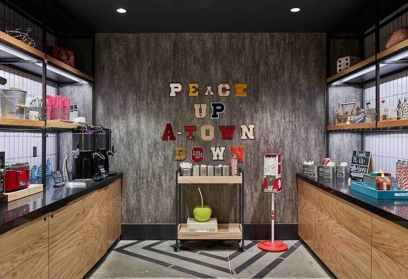 هتل Moxy Atlanta Midtown