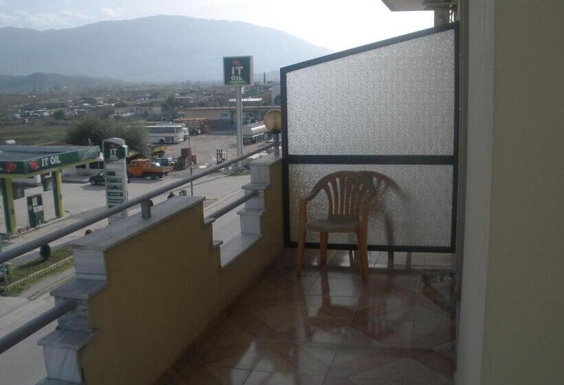 فندق Qiqi