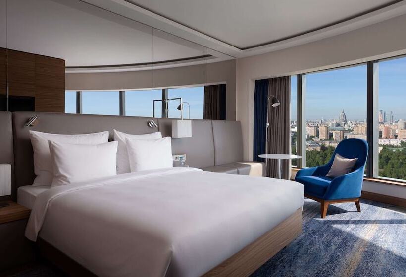 هتل Radisson Blu Olympiyskiy