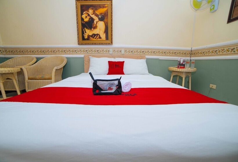 Hotel Reddoorz @ Fields Avenue Angeles City