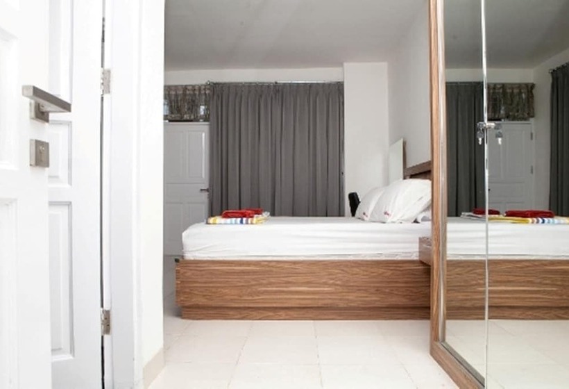 Fotos del hotel Reddoorz Plus Near Sukajadi 2:  26