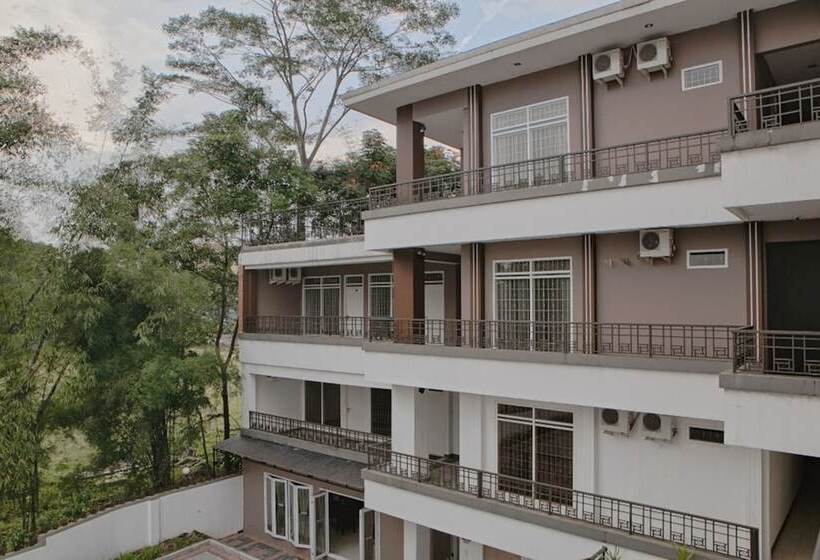 Fotos del hotel Reddoorz Plus Near Sukajadi 2:  9