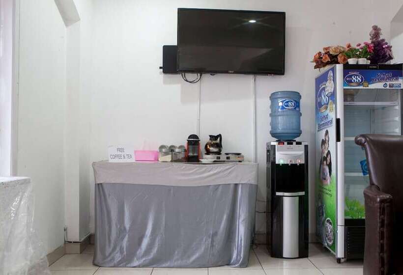 Fotos del hotel Reddoorz Plus Near Sukajadi 2:  31