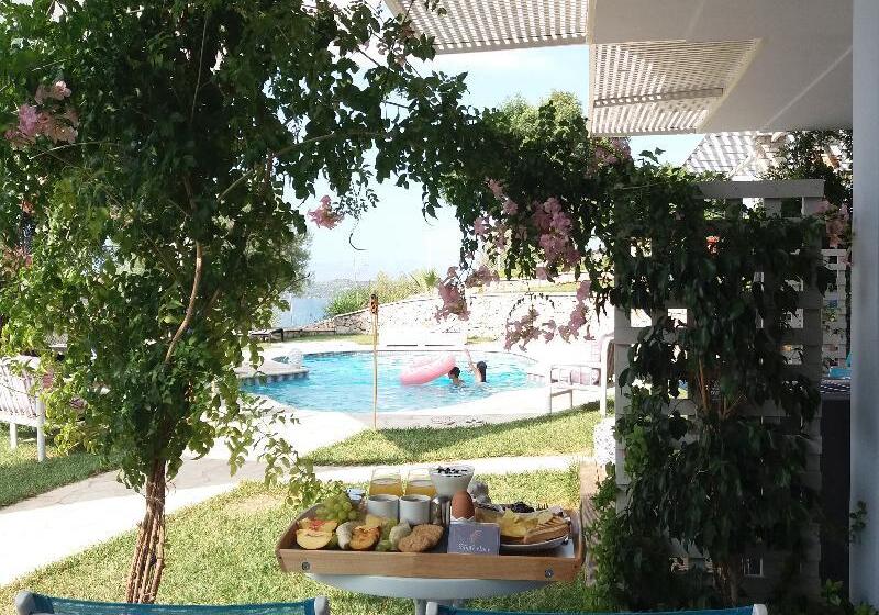 هتل Sunny Place Resort