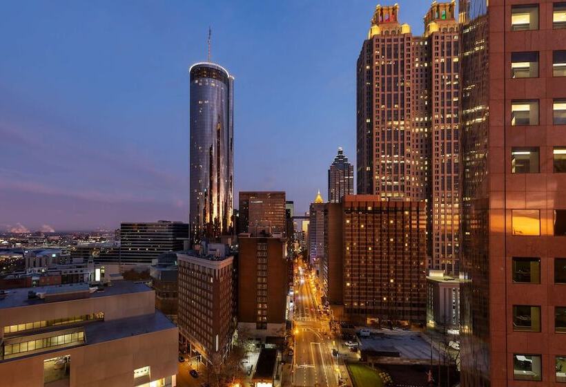 هتل The Candler  Atlanta, Curio Collection By Hilton