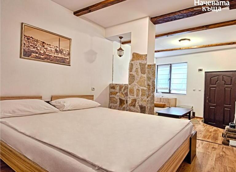 پانسیون Guest House Nachevata Kashta