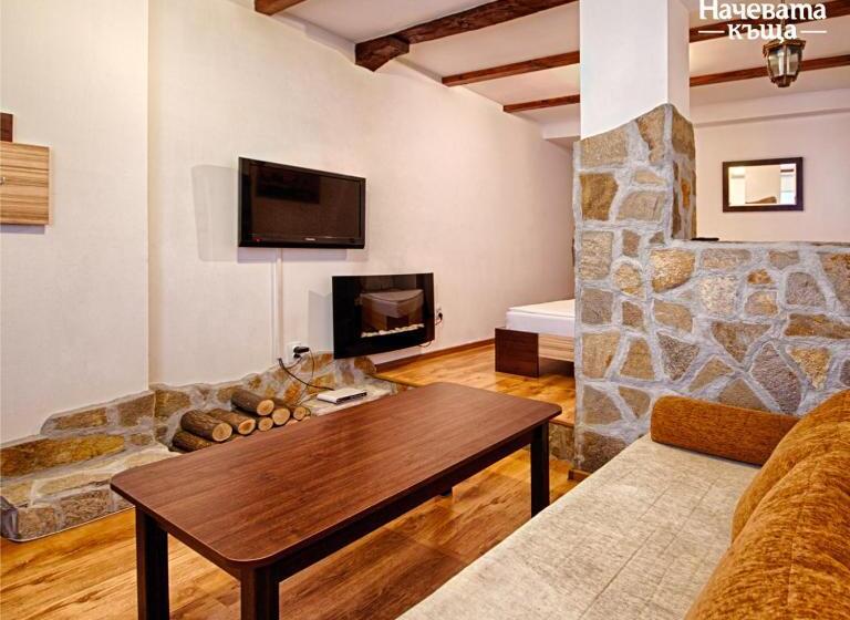 پانسیون Guest House Nachevata Kashta