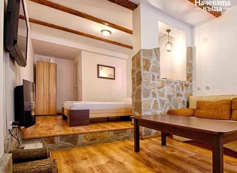 پانسیون Guest House Nachevata Kashta
