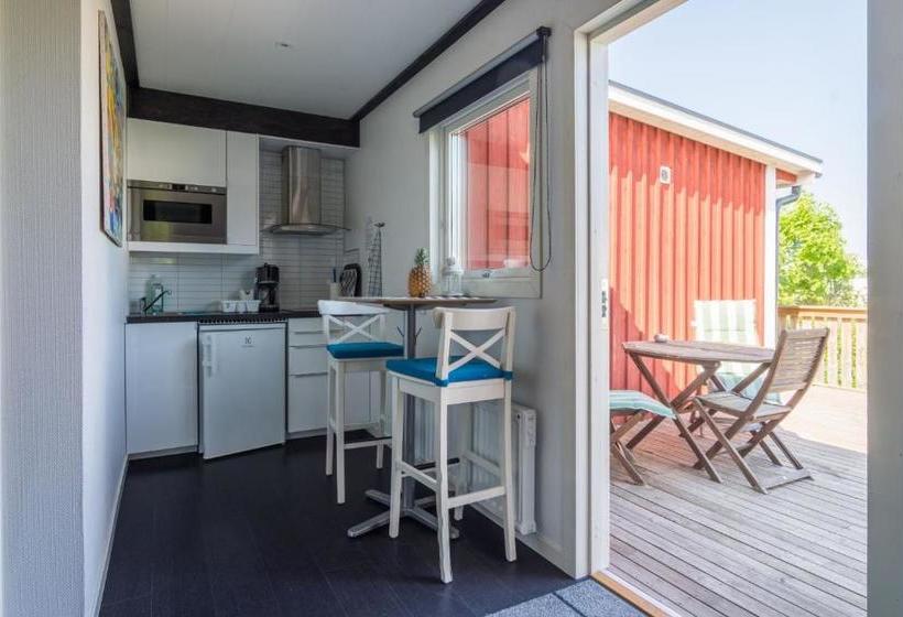 بنسيون Strandbaden Köpingsvik