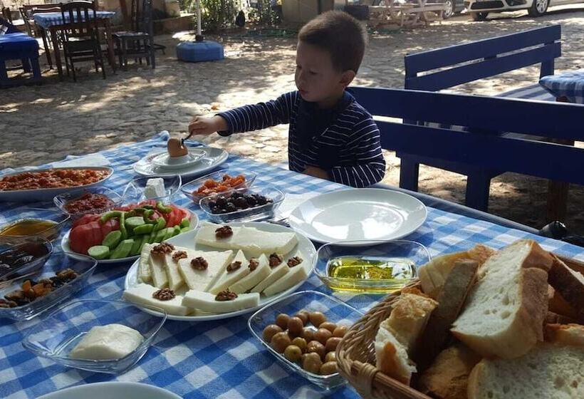 پانسیون Zeushan Kucuk Otel