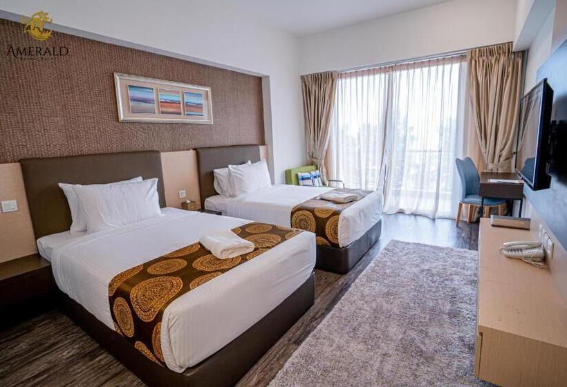Amerald Resort Hotel Desaru