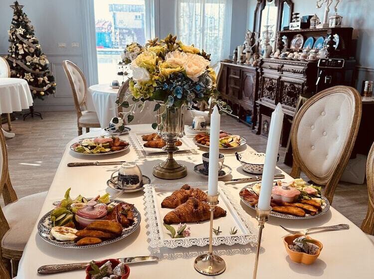 تختخواب و صبحانه 法國小古堡 Chateau De France