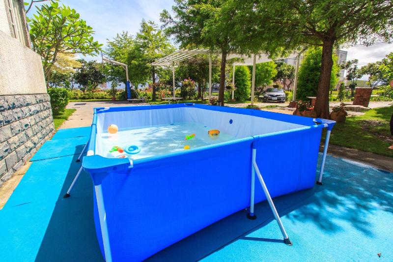 تختخواب و صبحانه Elegance House