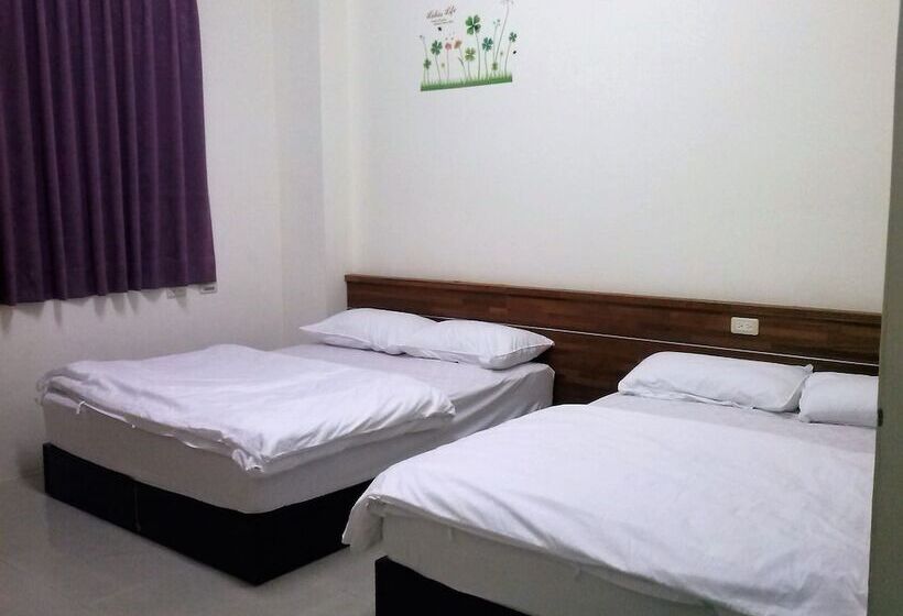 تختخواب و صبحانه Lu He Feng Homestay