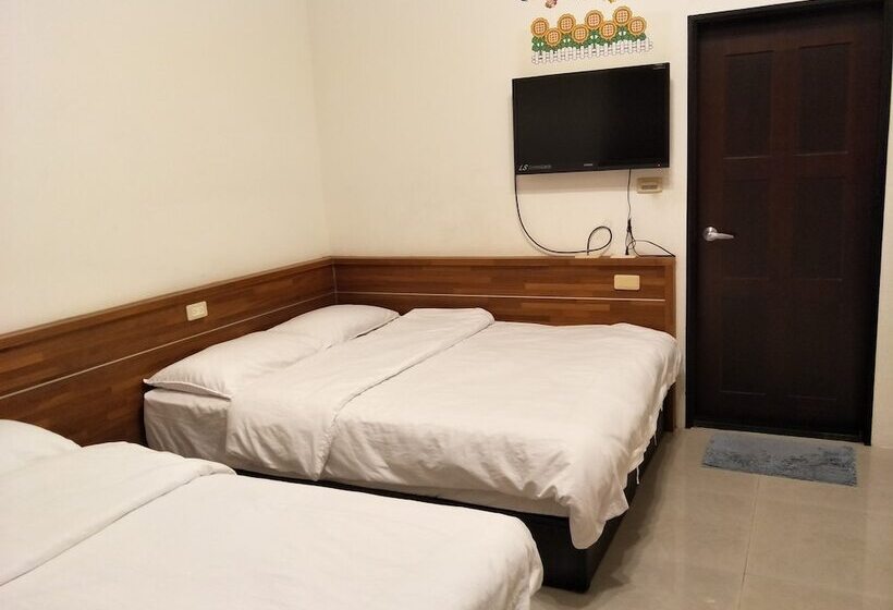 تختخواب و صبحانه Lu He Feng Homestay