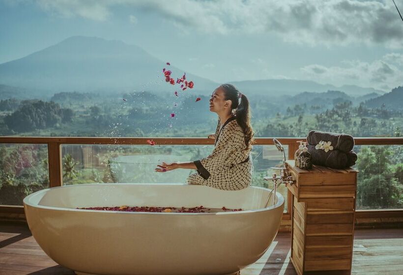Bed and Breakfast Patal Kikian Villa
