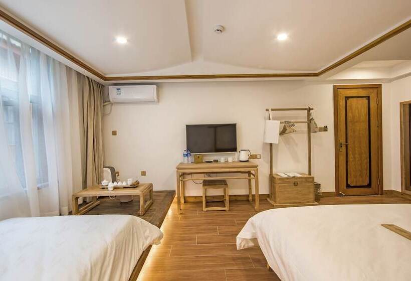 ベッドアンドブレックファースト Wuyishan Old Street Hill Lodge