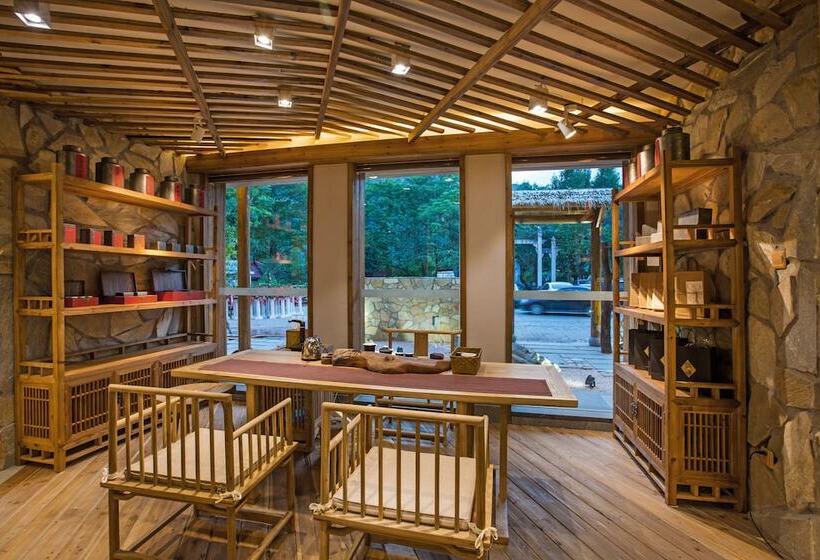 ベッドアンドブレックファースト Wuyishan Old Street Hill Lodge