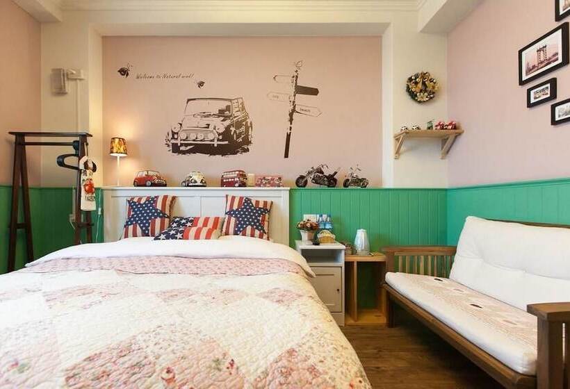 تختخواب و صبحانه Yilan Wind