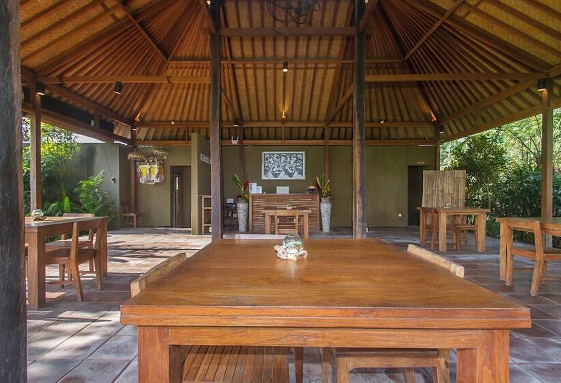 مسافرخانه Kabinawa Ubud Villas By Pramana Villas