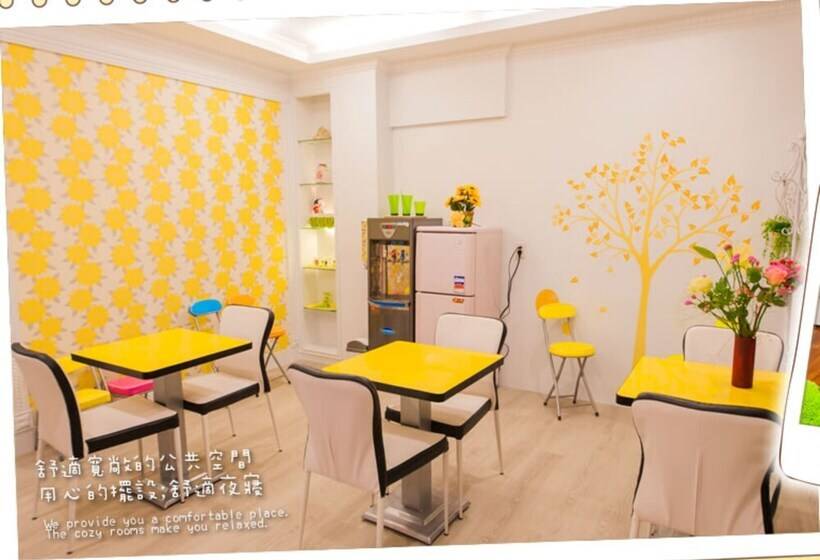 مسافرخانه Star River