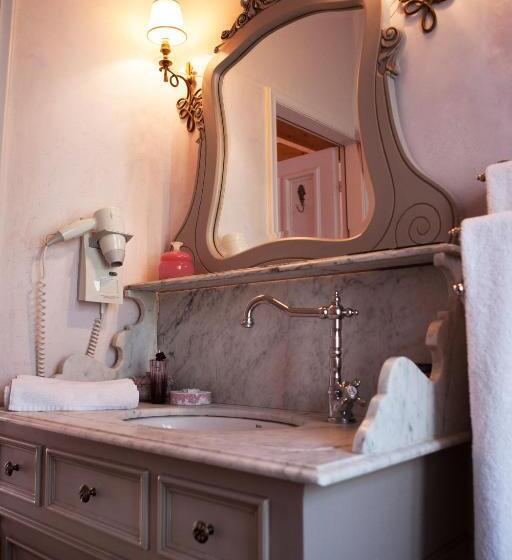 هتل Amaryllis Boutique Guest House