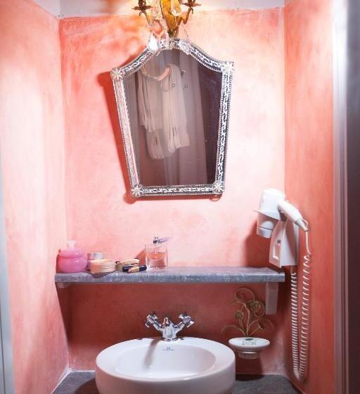 هتل Amaryllis Boutique Guest House
