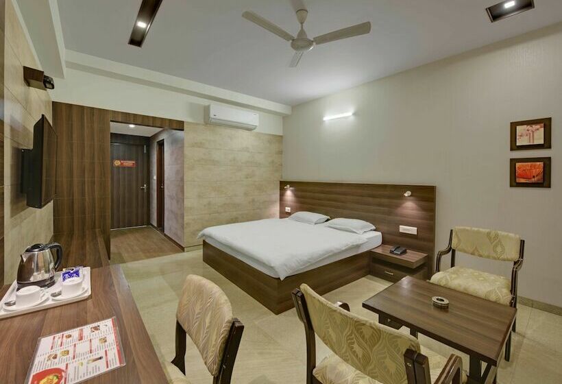 Hotel Highway King Behror Neemrana