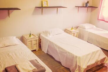 هتل Hostel House 2741
