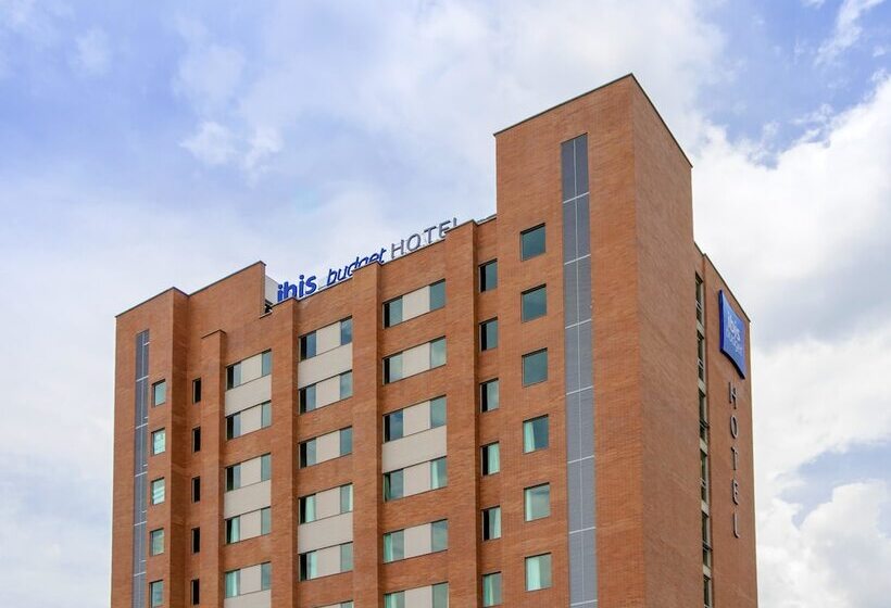 בית מלון כפרי Ibis Budget Itagui